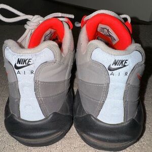 Air max 95- solar red